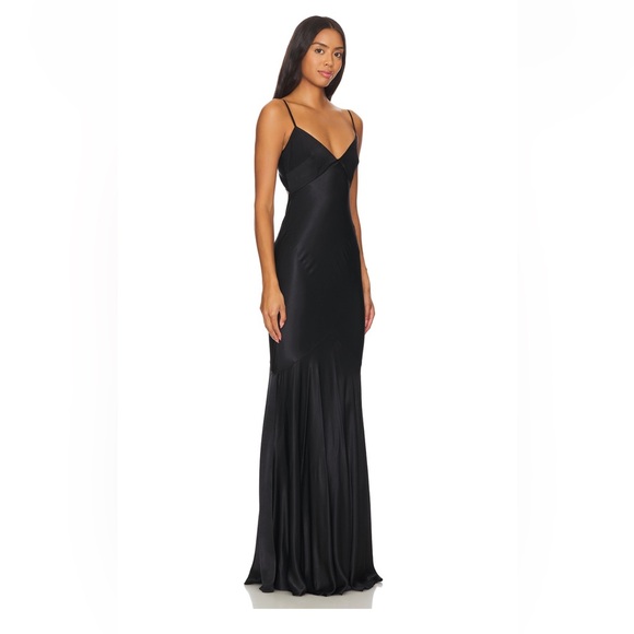 Anderson Gown Black - Picture 3 of 3